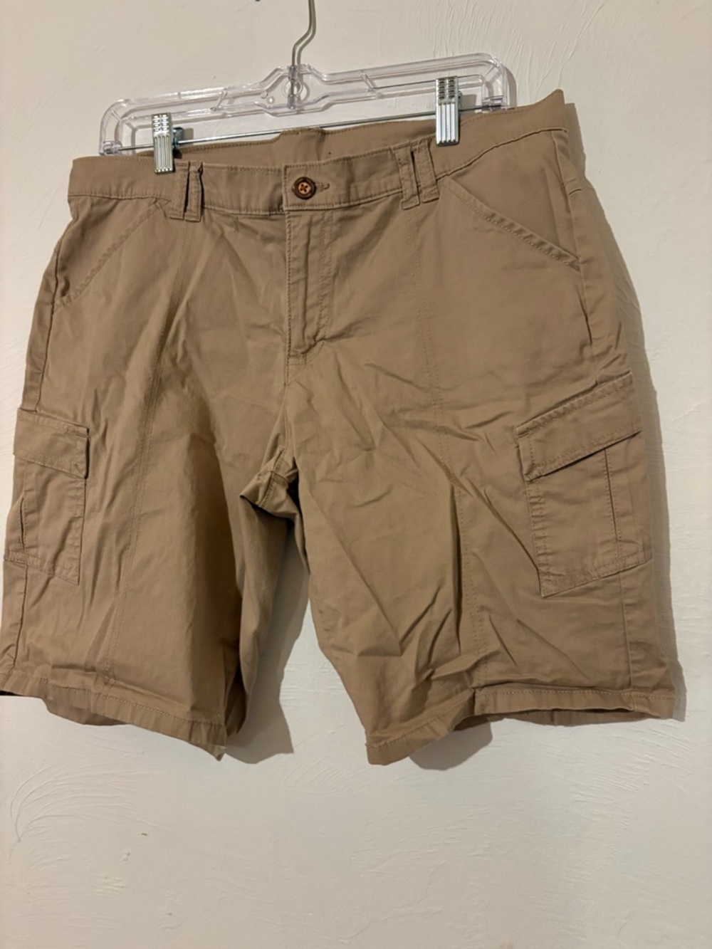 Lee Women’s Tan Cargo Bermuda Shorts